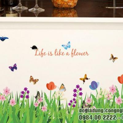 Decal Chân Tường Hoa Và Bướm