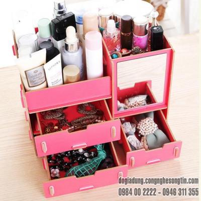 Kệ Gỗ Đựng Mỹ Phẩm 3 Ngăn Có Gương Cỡ Nhỏ