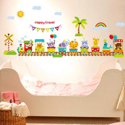 Decal dán tường Đoàn Tàu Thú